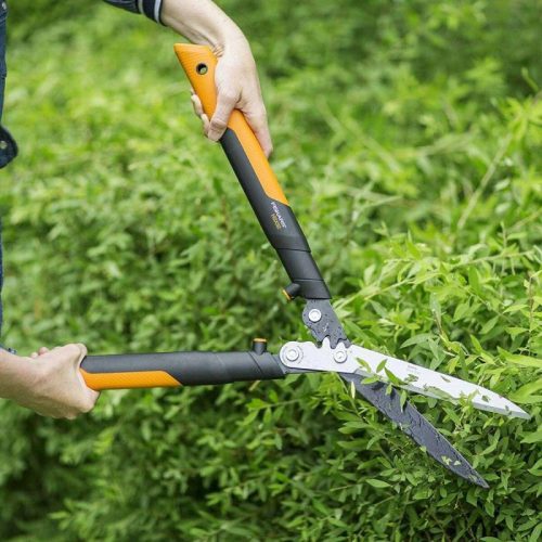 Fiskars PowerGearX sövénynyíró HSX92