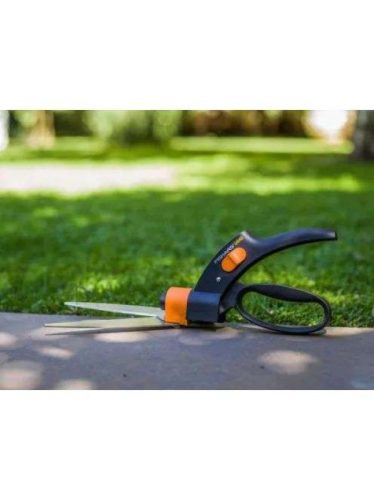 Fiskars Fűnyíró olló GS42