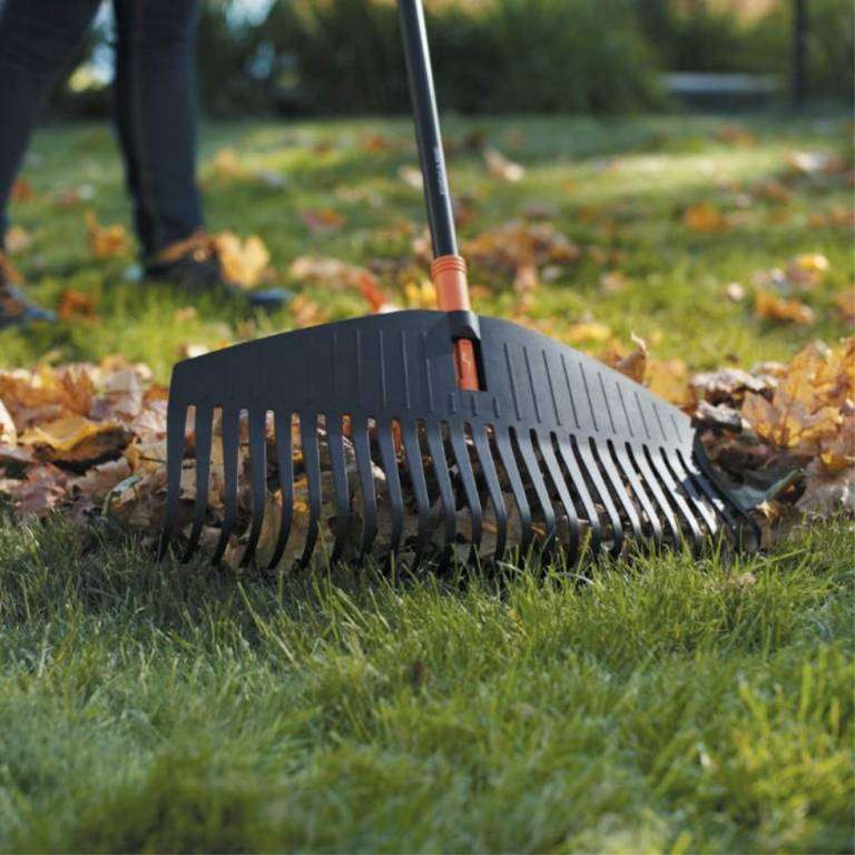 Fiskars lombseprű L